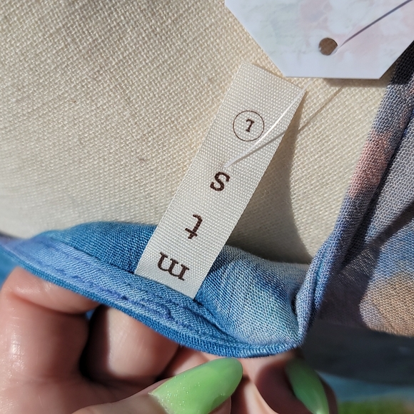 M T S blouse size large - Picture 9 of 9